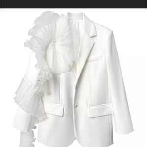 Ruffle blazer